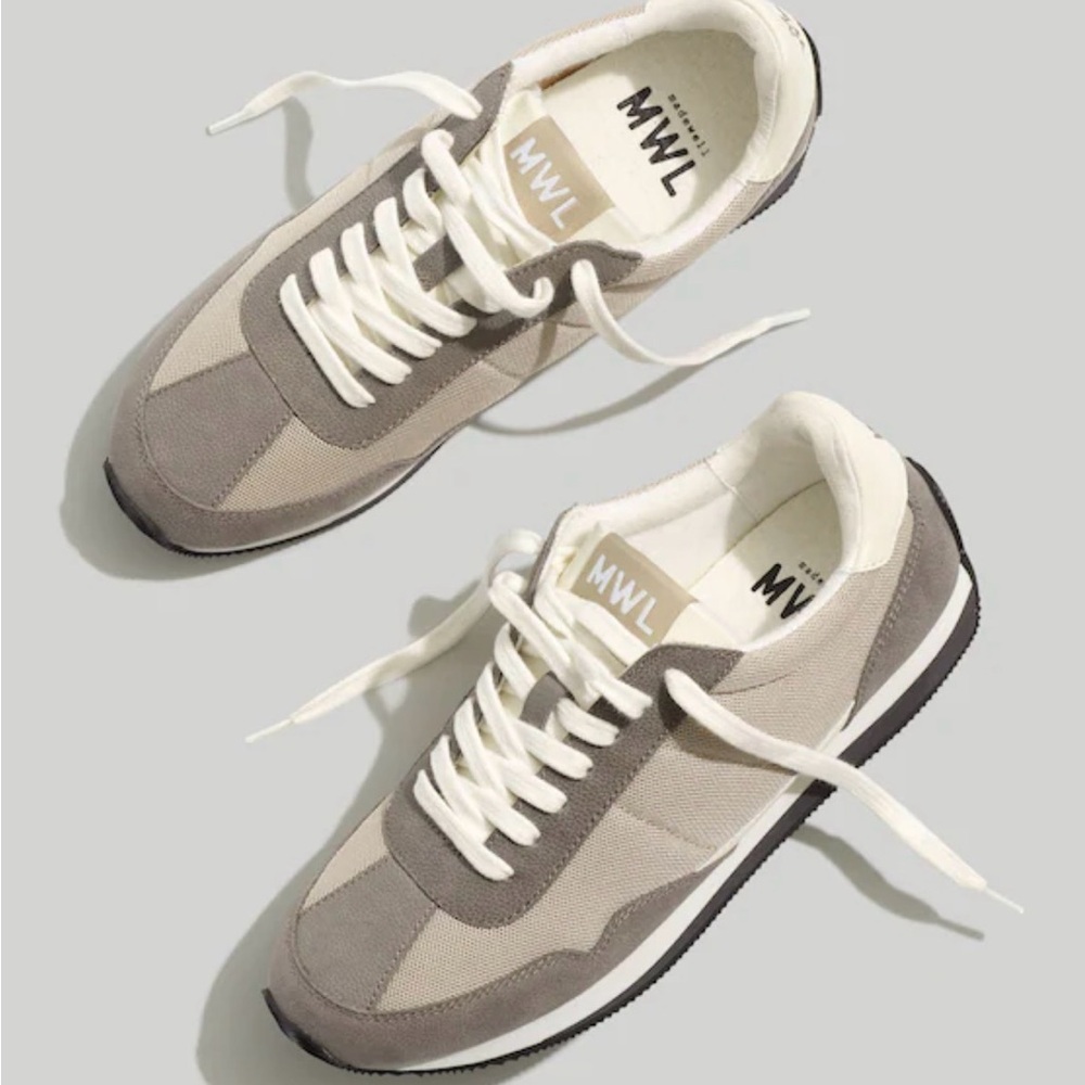 Women's Gray and Cream Retro Runner Sneakers